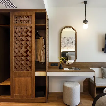 Epineio Comfort Living Aparthotel