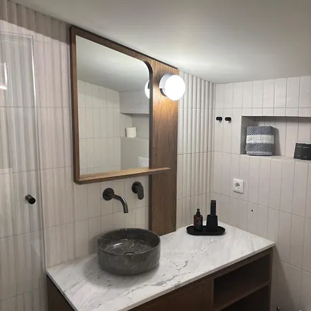 Aparthotel Epineio Comfort Living 4*