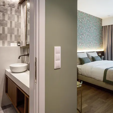 Epineio Comfort Living 4*