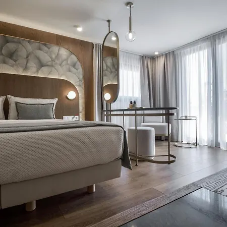 Epineio Comfort Living Lejlighedshotel 4*