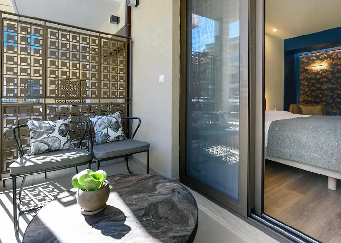 Epineio Comfort Living Aparthotel