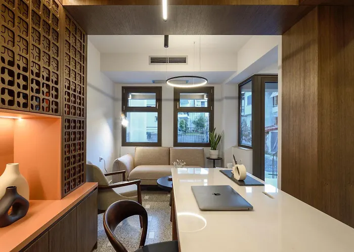 Aparthotel Epineio Comfort Living 4*